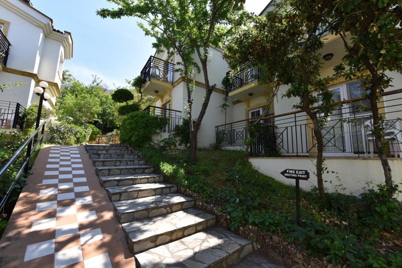 Artemisia Royal Park Club Hotel Олудениз Екстериор снимка