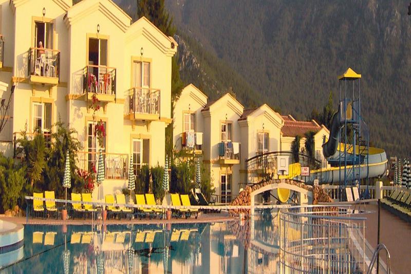 Artemisia Royal Park Club Hotel Олудениз Екстериор снимка