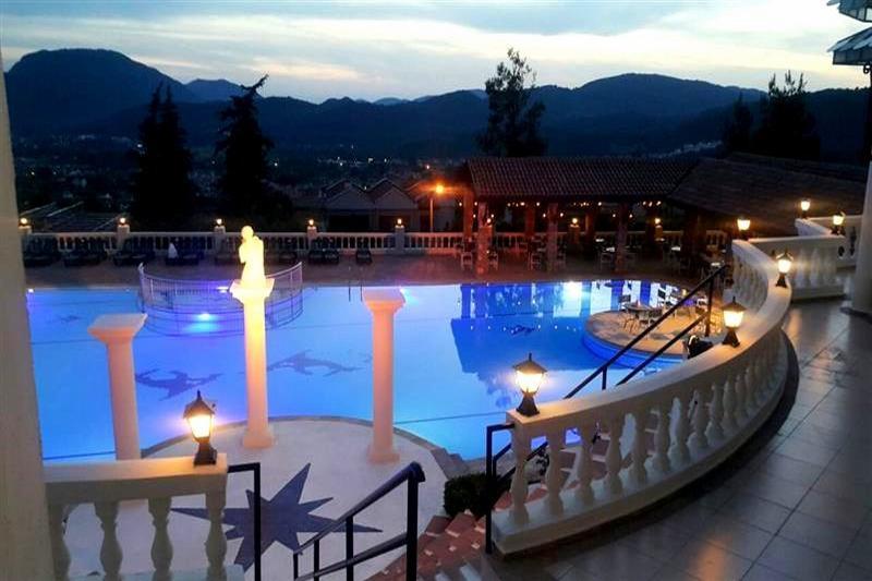 Artemisia Royal Park Club Hotel Олудениз Екстериор снимка
